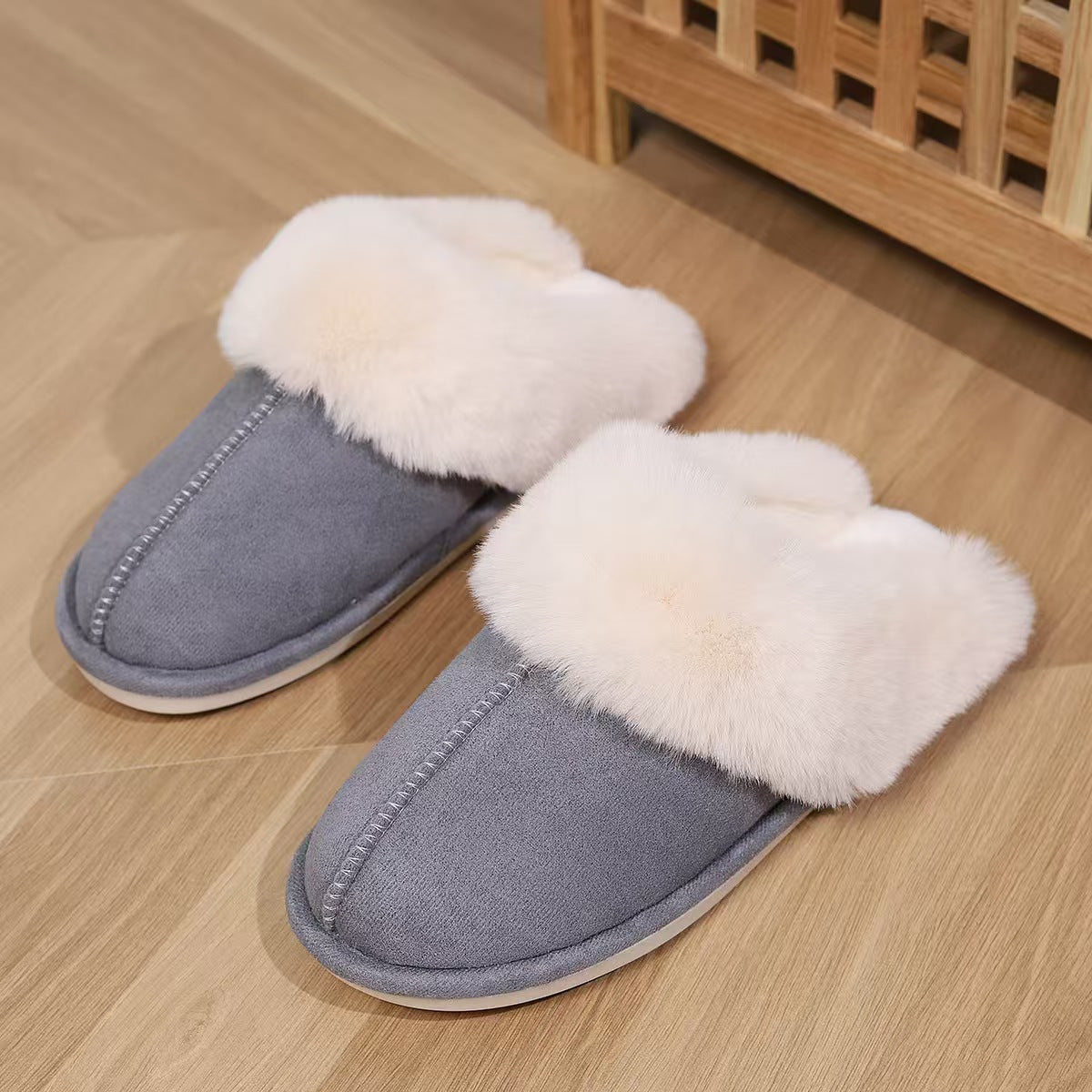 Casual outdoor wear with velvet slippers   E181