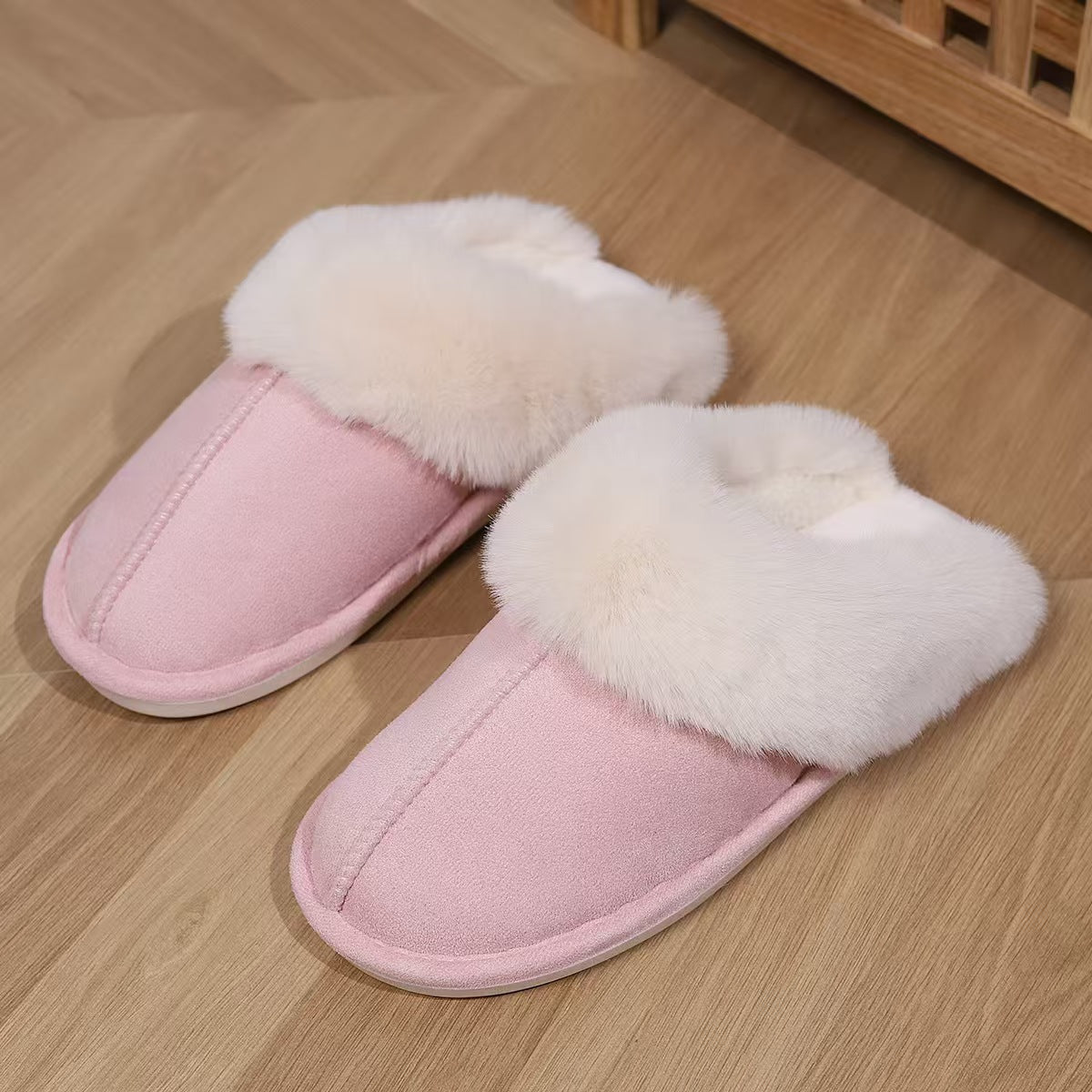 Casual outdoor wear with velvet slippers   E181