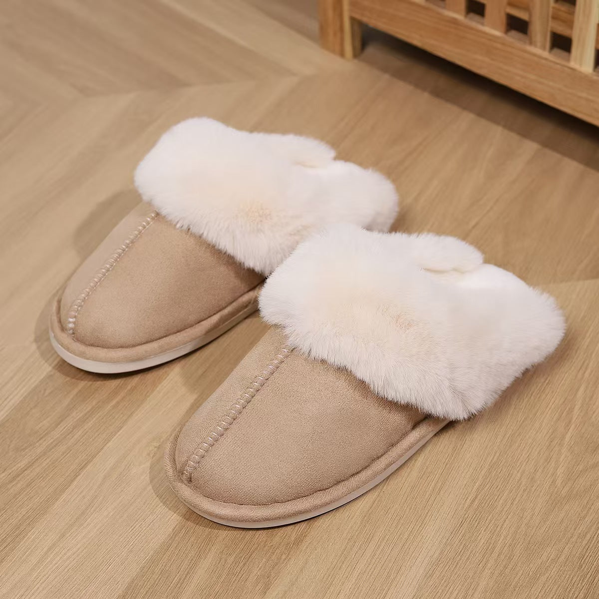 Casual outdoor wear with velvet slippers   E181