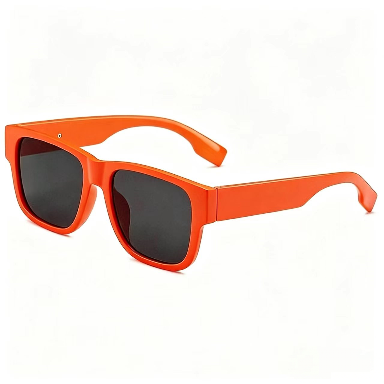 Retro sunglasses for outdoor sun protection  E1384