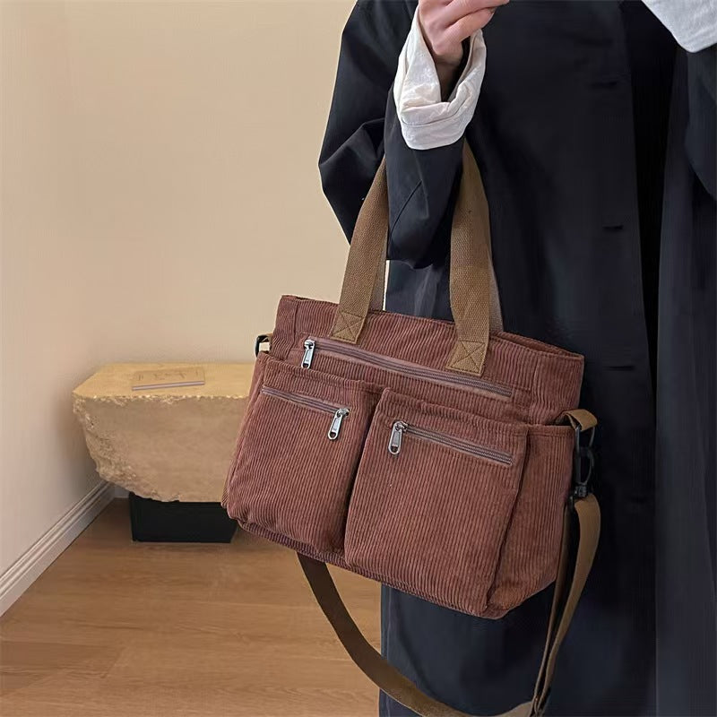 Single shoulder large capacity commuting leisure crossbody bag E1184