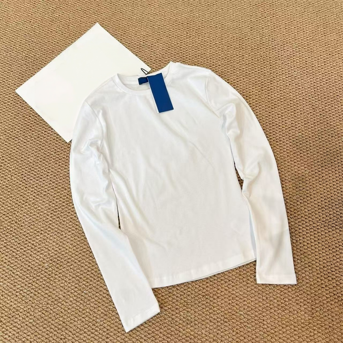 Casual versatile long sleeved top  E1428