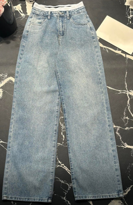 High waisted, loose and wide leg  jeans  E853