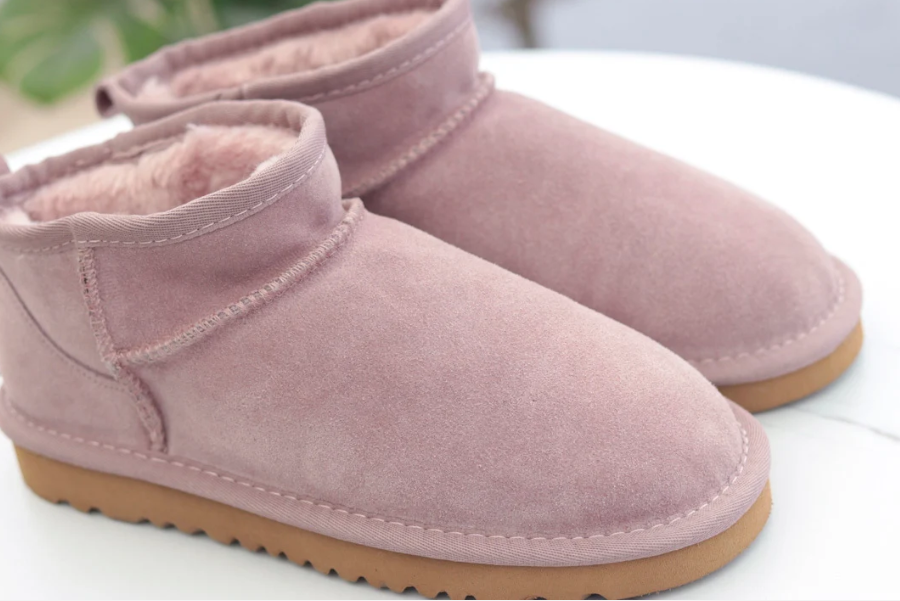 Low cut snow boots with plush anti slip   E476