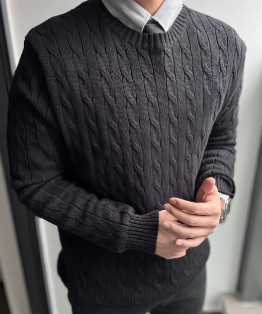 Men's knitted sweater with long sleeves and loose fit   E877