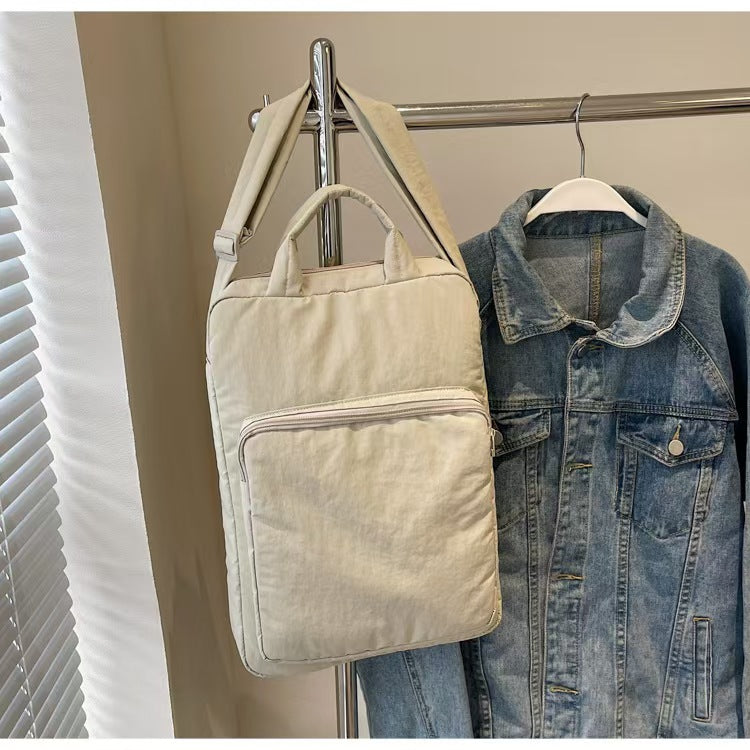 Solid color backpack with large capacity on both shoulders  E898