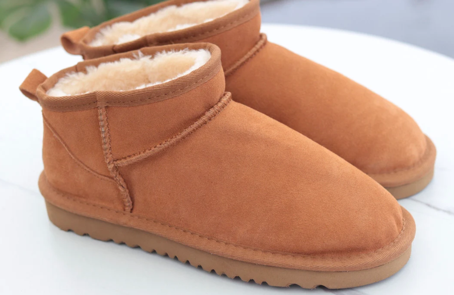 Low cut snow boots with plush anti slip   E476
