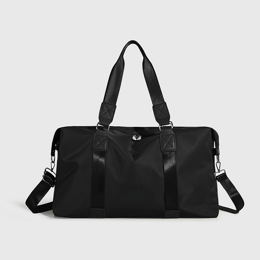 Design a simple large capacity travel bag  E1313