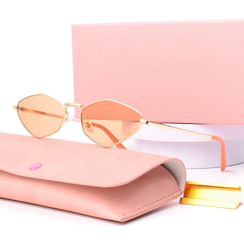 Versatile and fashionable blackout sunglasses E1048