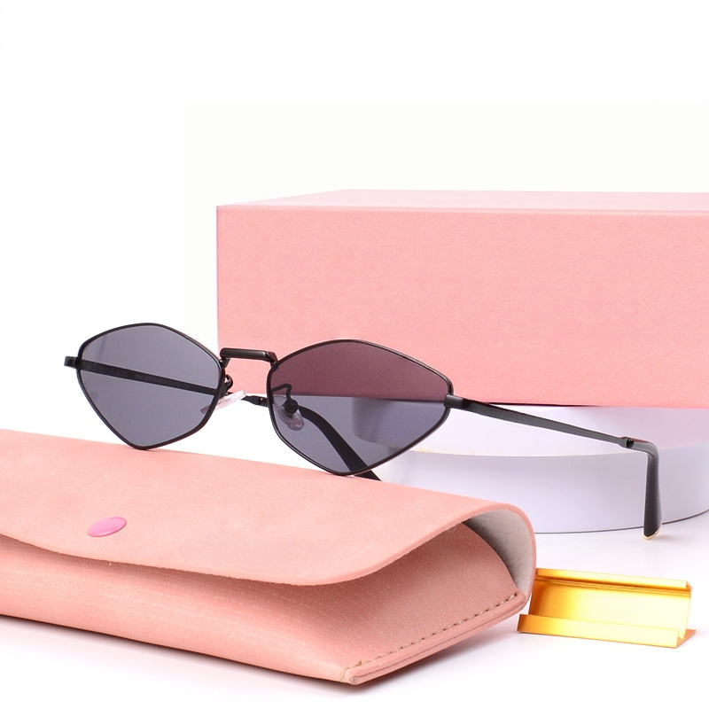 Versatile and fashionable blackout sunglasses E1048